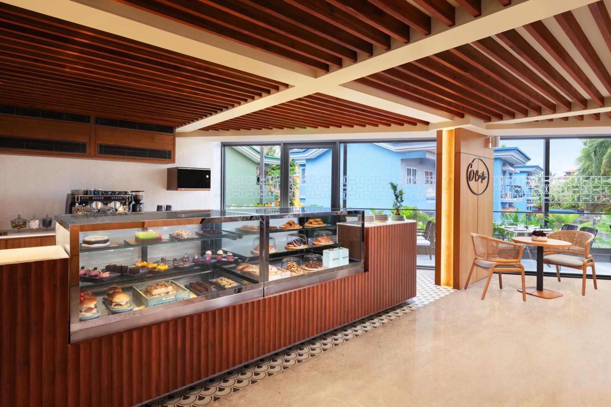 Courtyard By Marriott Goa Colva Hotel Bagian luar foto