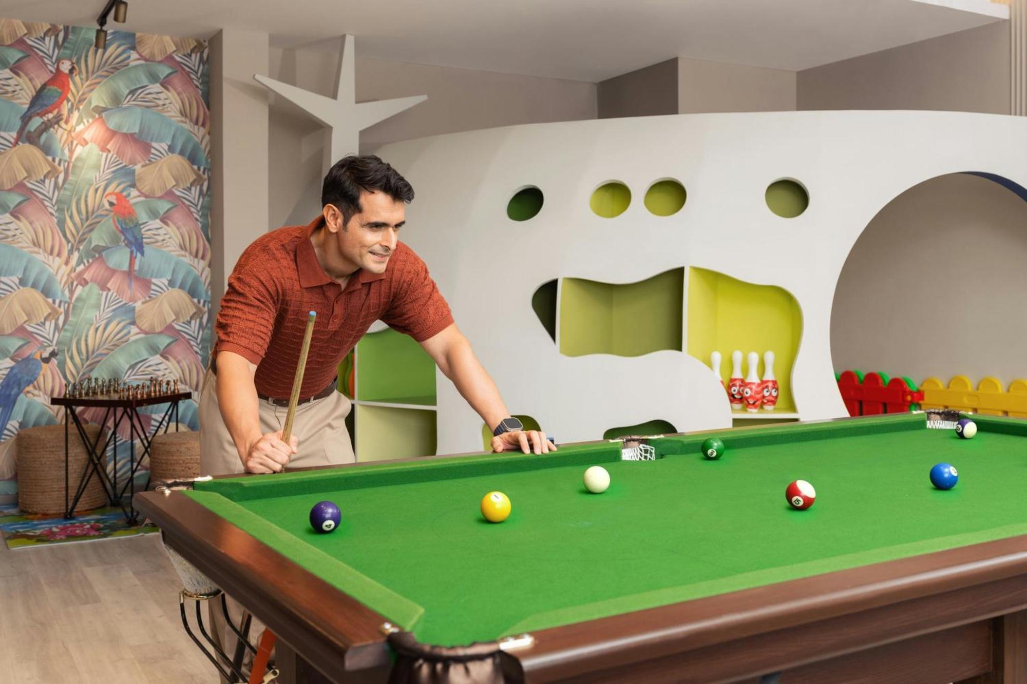 Courtyard By Marriott Goa Colva Hotel Bagian luar foto