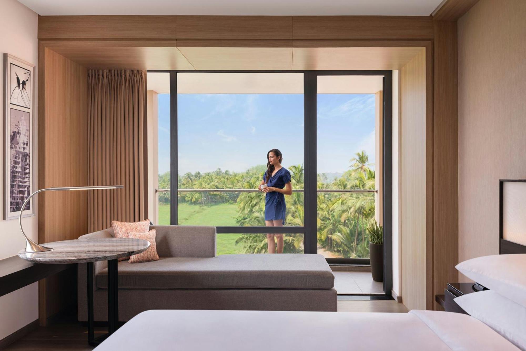 Courtyard By Marriott Goa Colva Hotel Bagian luar foto